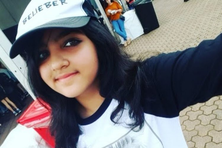 12-year-old fan flies alone to Mumbai for Bieber concert